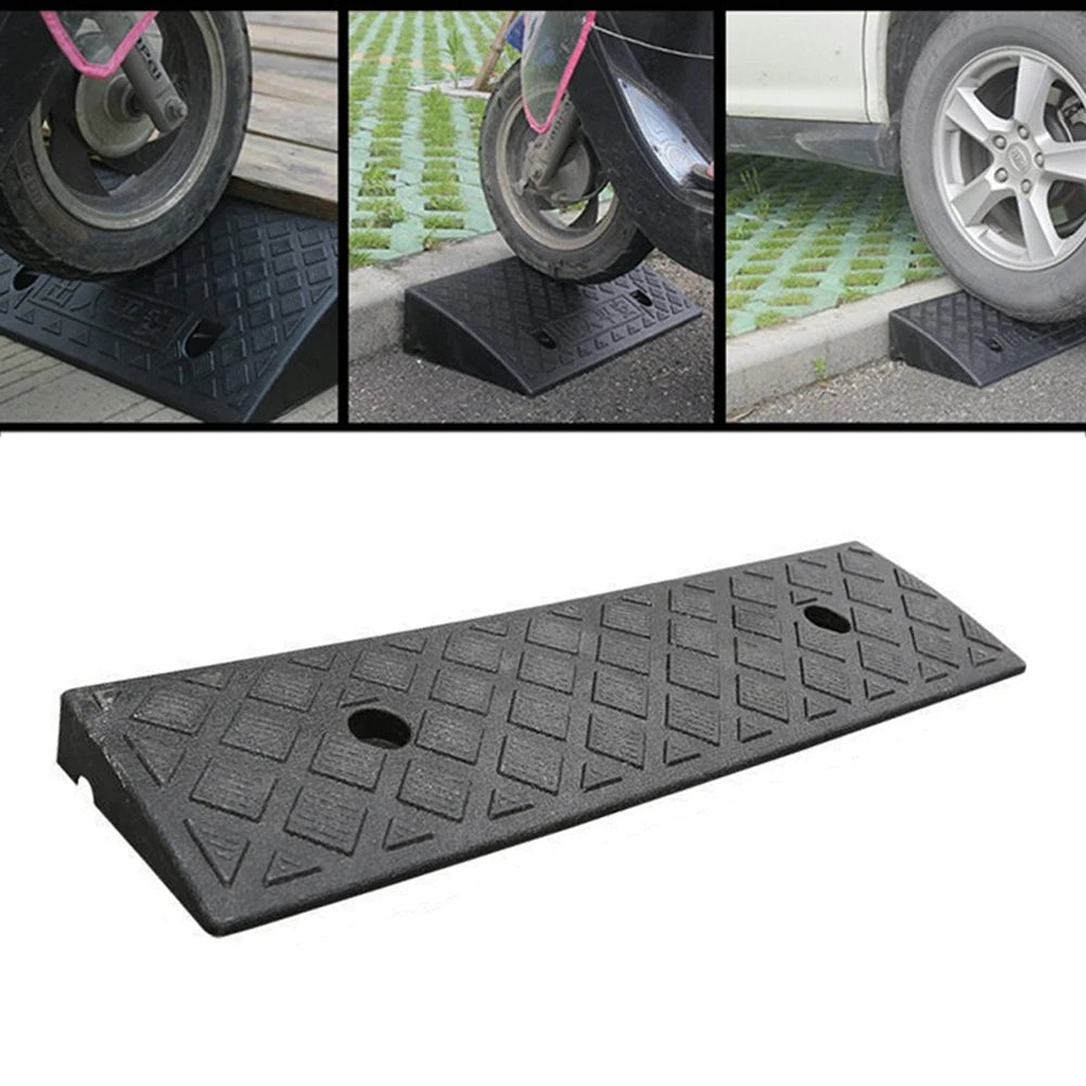 1pc Plastic Kerb Ramp Non-Slip Threshold Ramp 30mm Height For Cars